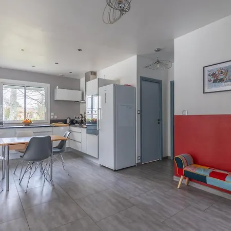 Vakantiehuis La Muscadelle - Maison Familiale Avec Piscine Pessac